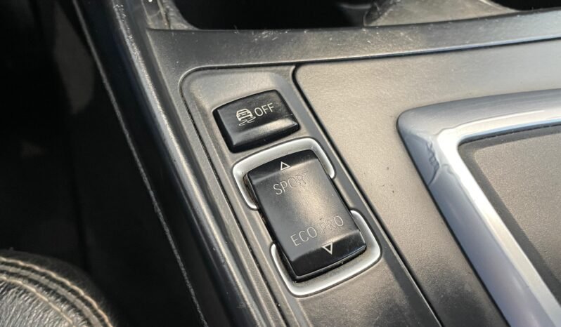 BMW 116iA TB 2013 completo