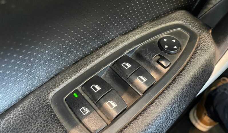BMW 116iA TB 2013 completo