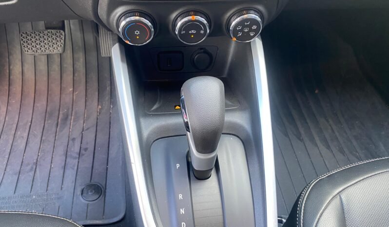 Chevrolet Onix Plus Premier Aut. 2023 completo