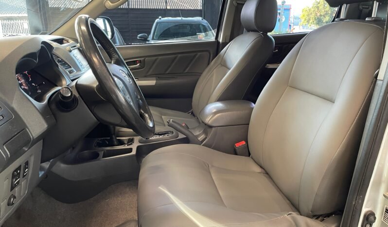 Toyota Hilux CD SRV 2013 completo
