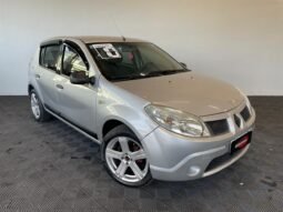 Renault SANDERO Expression 2010