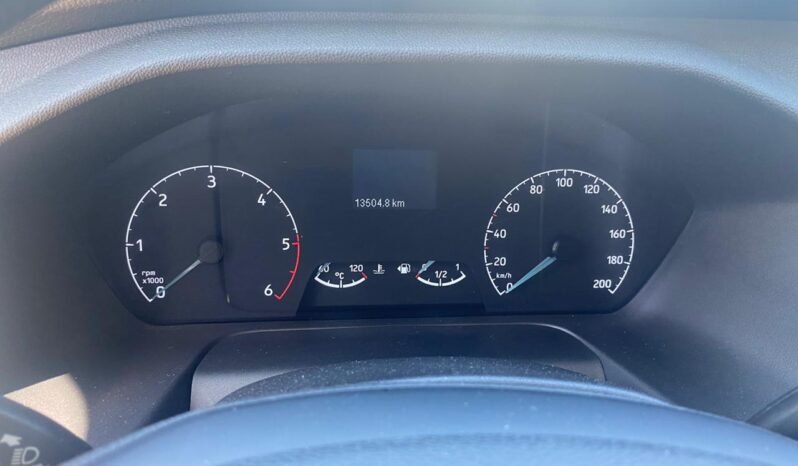 Ford Transit Médio Turbo Diesel 2023 completo