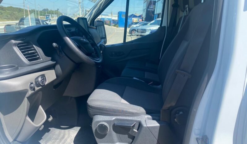 Ford Transit Médio Turbo Diesel 2023 completo