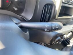 Ford Transit Médio Turbo Diesel 2023 completo