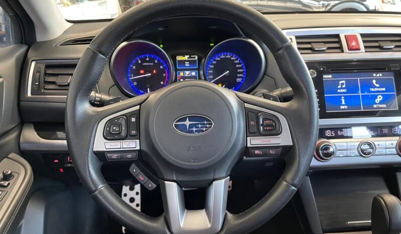 Subaru Legacy 2015 completo