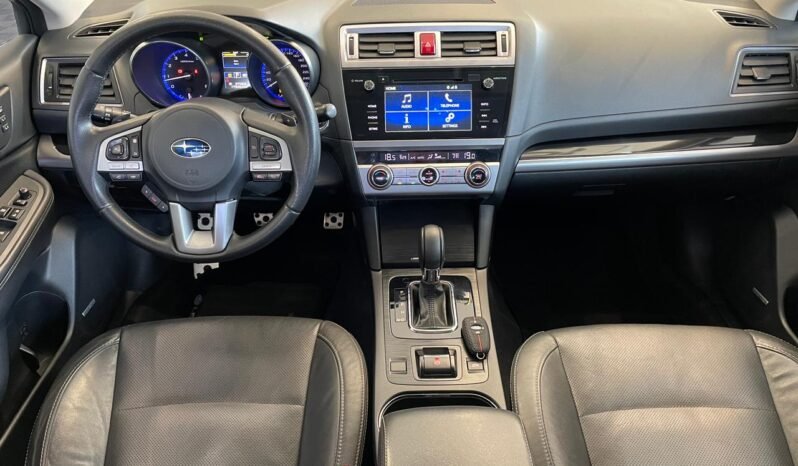 Subaru Legacy 2015 completo