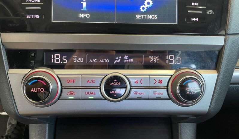 Subaru Legacy 2015 completo