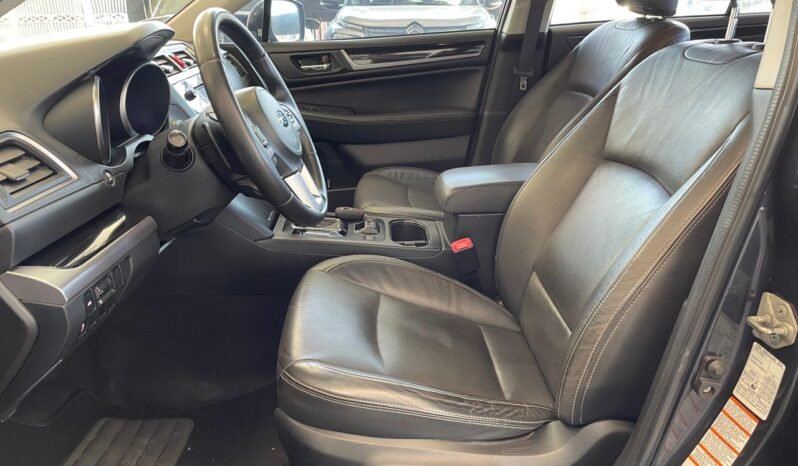 Subaru Legacy 2015 completo