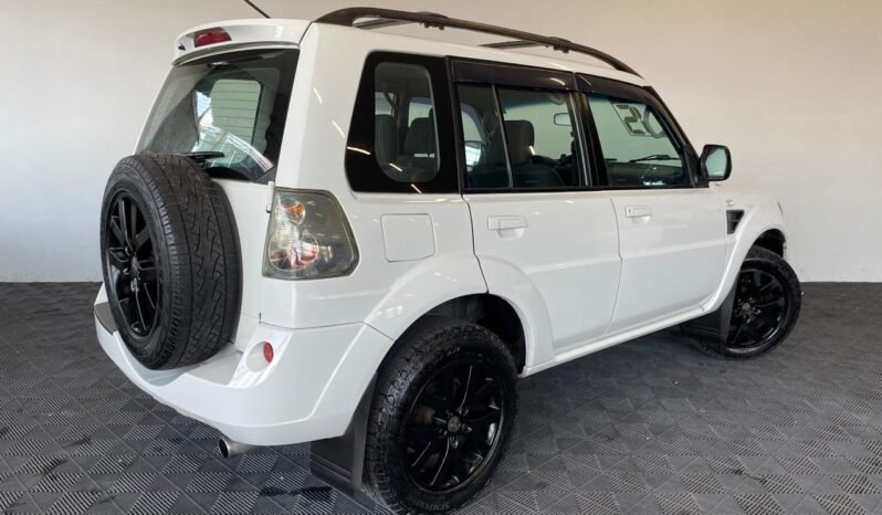 Mitsubishi Pajero TR4 2015 completo