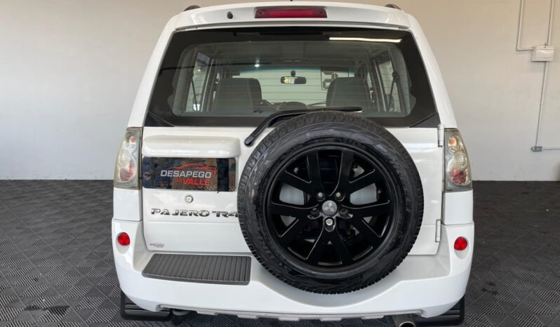 Mitsubishi Pajero TR4 2015 completo