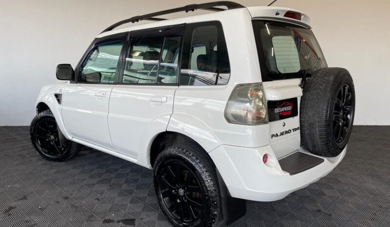 Mitsubishi Pajero TR4 2015 completo