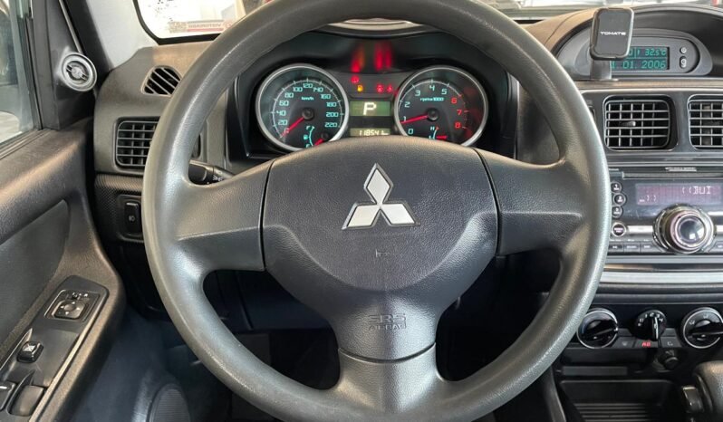 Mitsubishi Pajero TR4 2015 completo