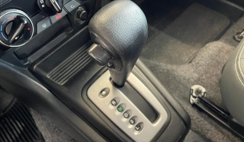 Mitsubishi Pajero TR4 2015 completo