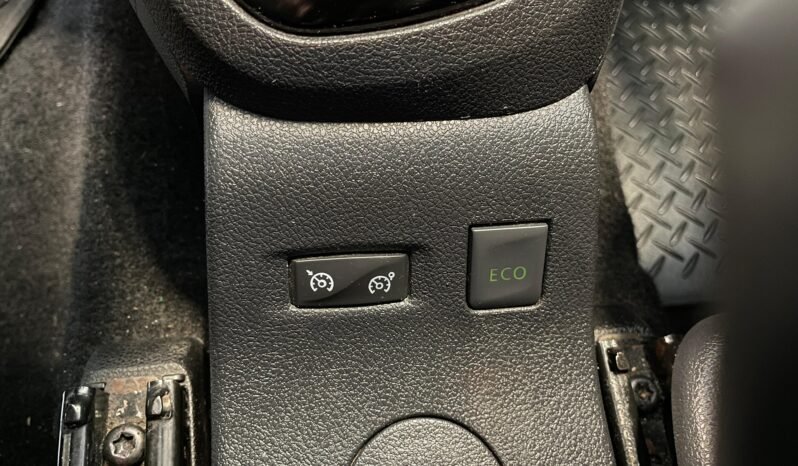 Renault CAPTUR Intense 2018 completo