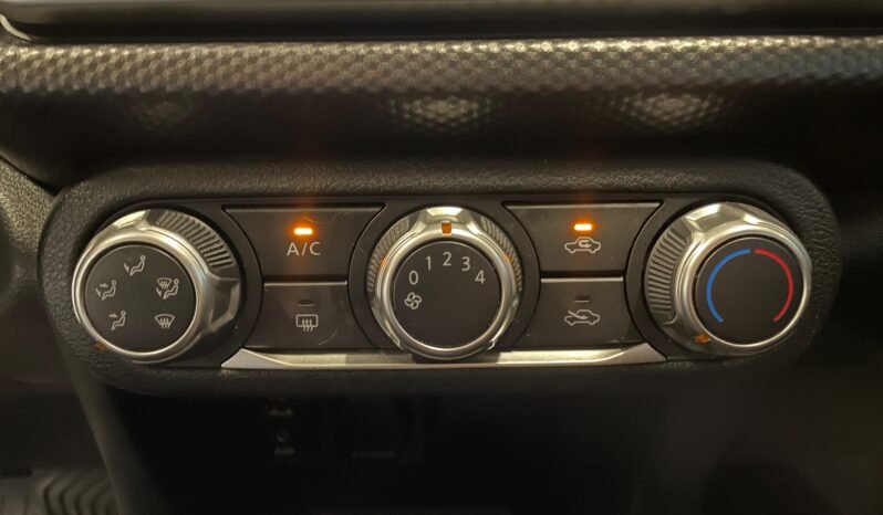 Nissan KICKS SV 2018 completo