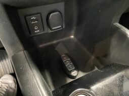 Nissan KICKS SV 2018 completo