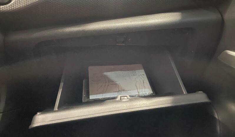 Nissan KICKS SV 2018 completo