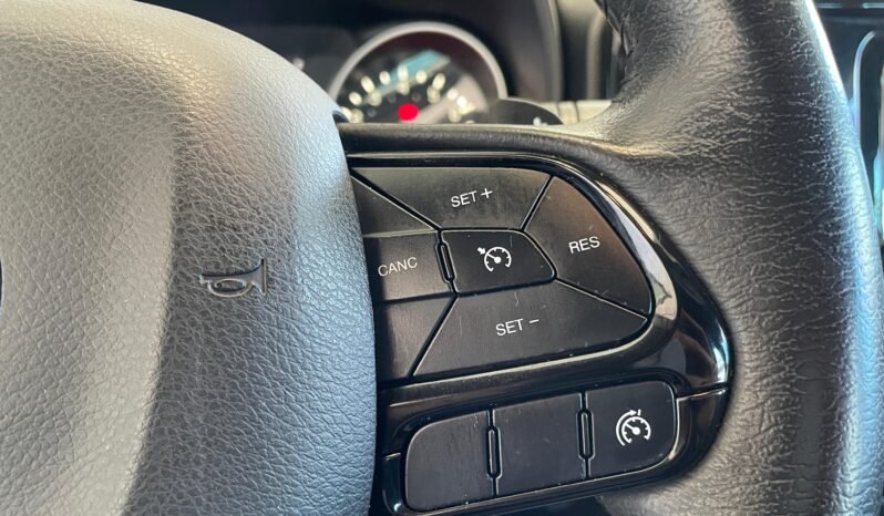 Fiat Toro Freedom 2018 completo