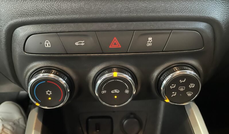 Chevrolet ONIX HATCH LTZ 2024 completo