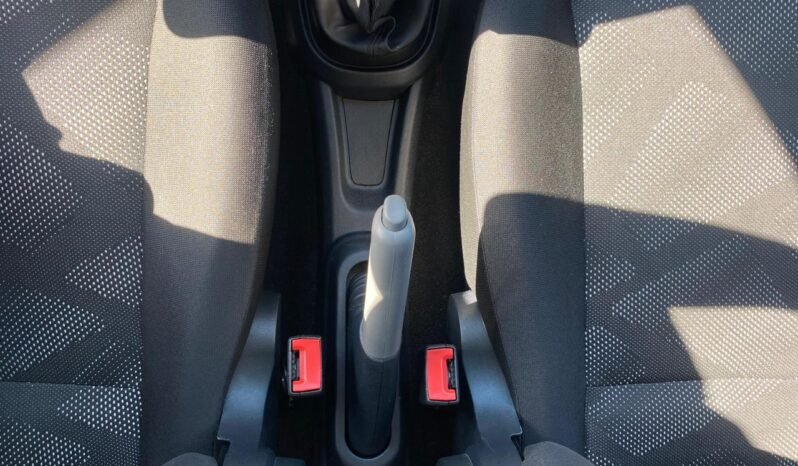 Fiat Mobi LIKE 2017 completo