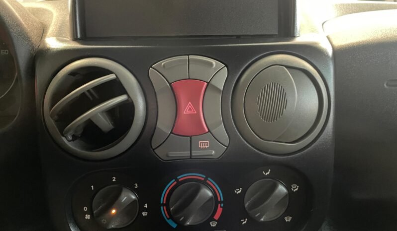 Fiat Doblo ESSENCE 2016 completo