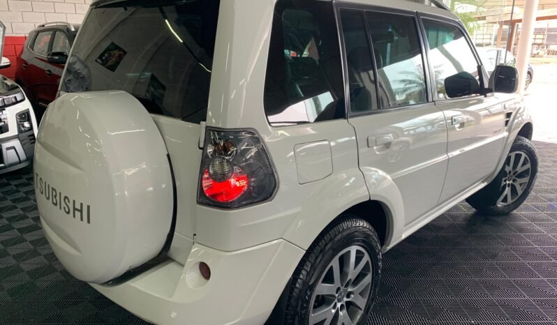 Mitsubishi Pajero TR4 2013 completo