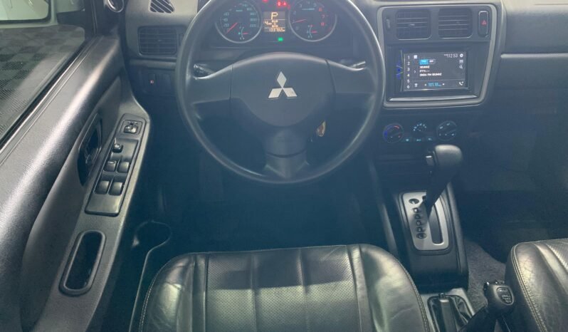 Mitsubishi Pajero TR4 2013 completo