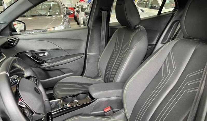Peugeot 2008 GT 2025 completo