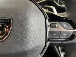 Peugeot 2008 GT 2025 completo