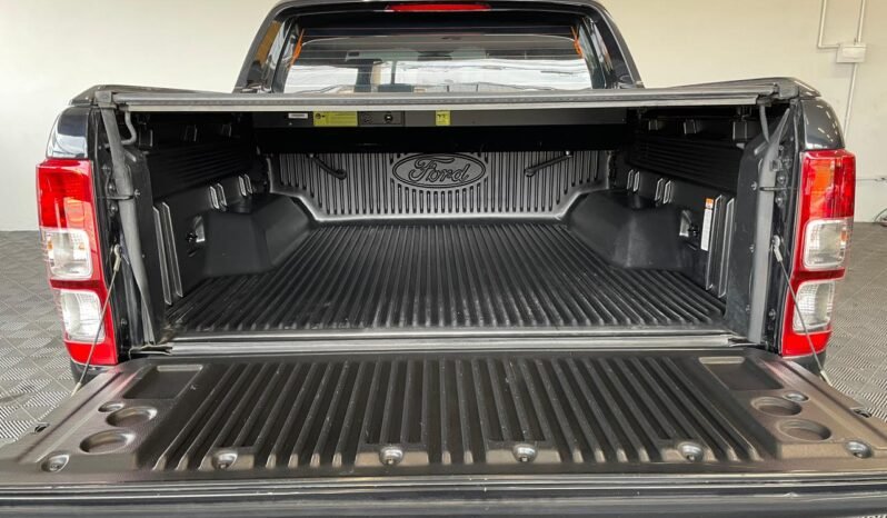 Ford Ranger Black 2022 completo