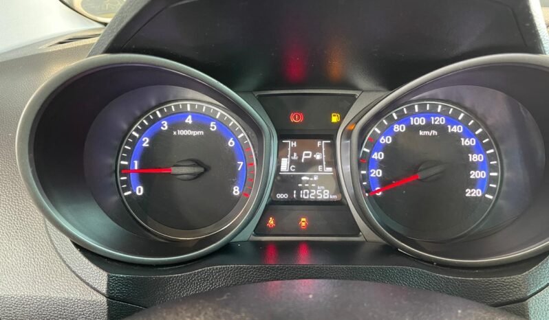 Hyundai HB20S 2017 completo