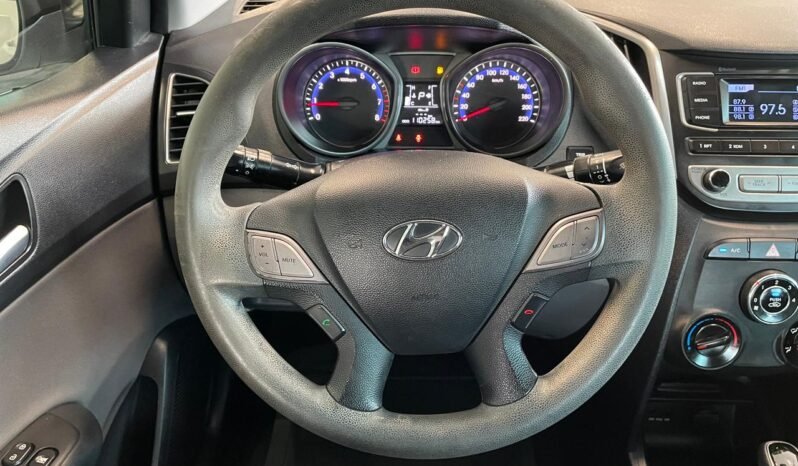 Hyundai HB20S 2017 completo