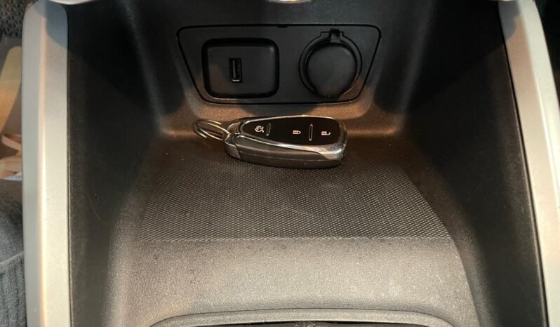 Chevrolet ONIX HATCH 2025 completo