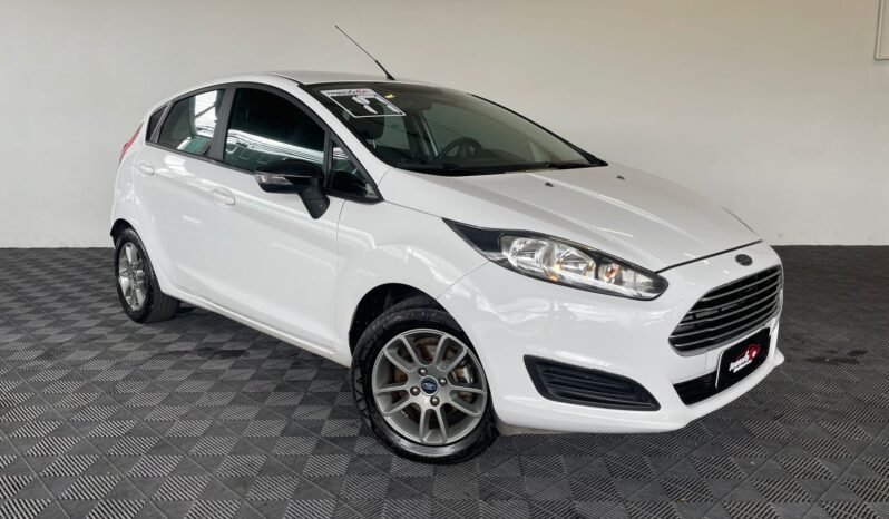 Ford Fiesta 2017 completo
