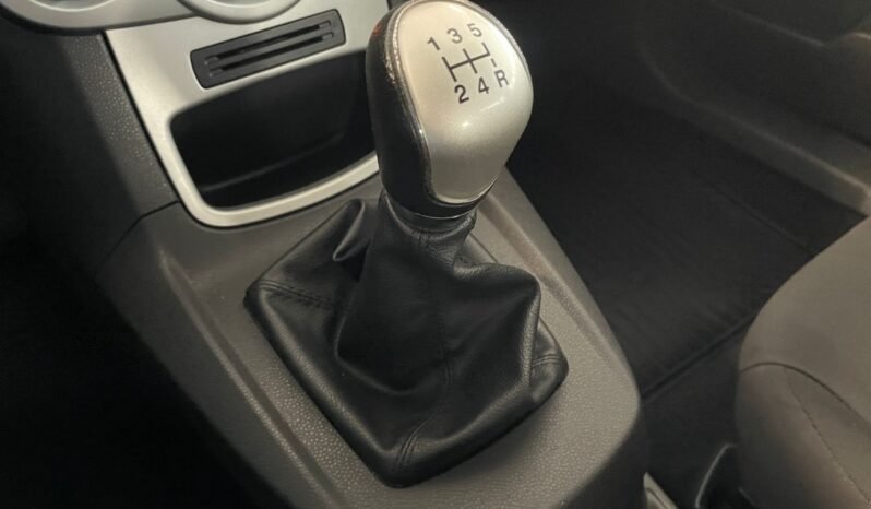 Ford Fiesta 2017 completo