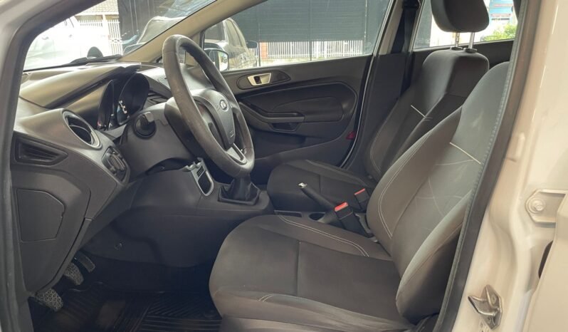 Ford Fiesta 2017 completo