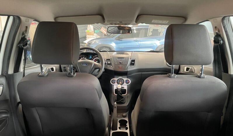 Ford Fiesta 2017 completo