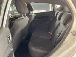 Ford Fiesta 2017 completo