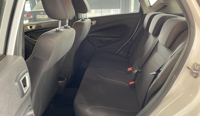 Ford Fiesta 2017 completo