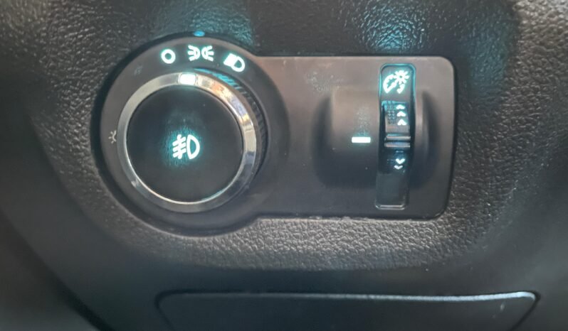 Chevrolet ONIX LTZ 2015 completo