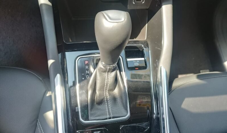 Jeep Commander Longitude T270 2025 completo