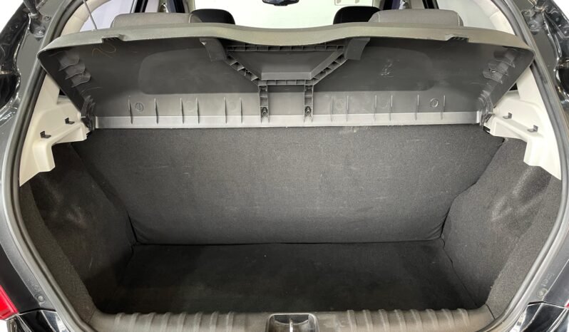 Chevrolet ONIX HATCH LT 2017 completo