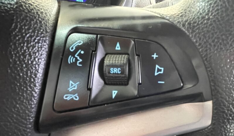 Chevrolet ONIX HATCH LT 2017 completo
