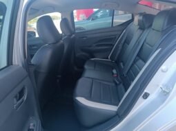 Nissan VERSA Exclusive 2023 completo