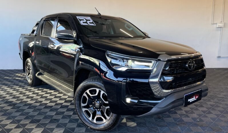 Toyota Hilux CD SRX 2022 completo