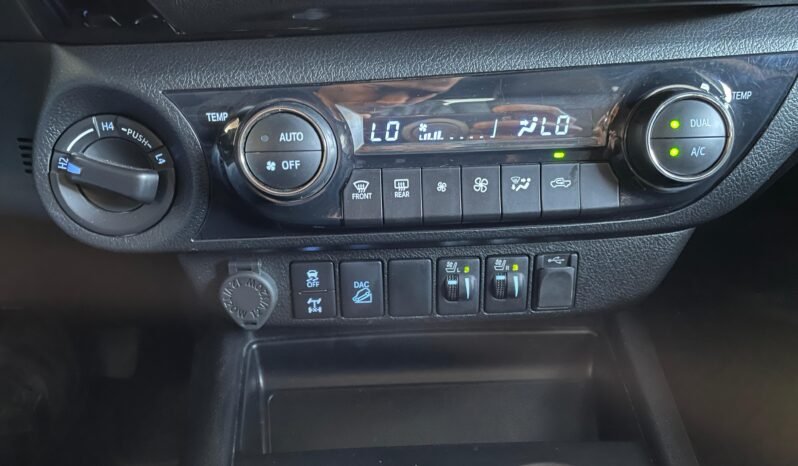 Toyota Hilux CD SRX 2022 completo