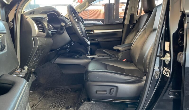 Toyota Hilux CD SRX 2022 completo