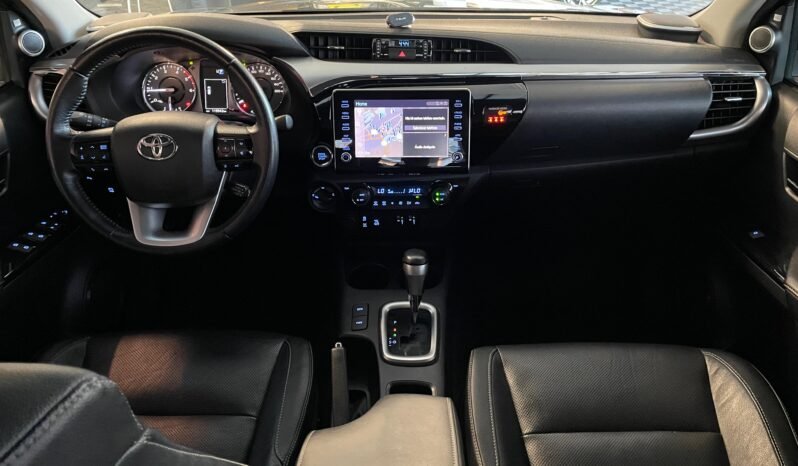 Toyota Hilux CD SRX 2022 completo