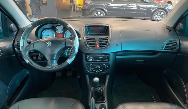 Peugeot 207 XR 2010 completo