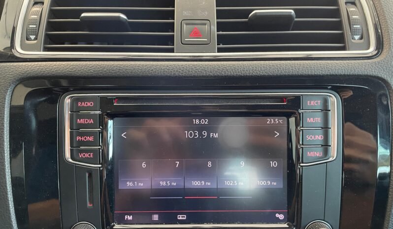 VolksWagen JETTA Highline 2017 completo
